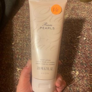 Rare pearls body lotion